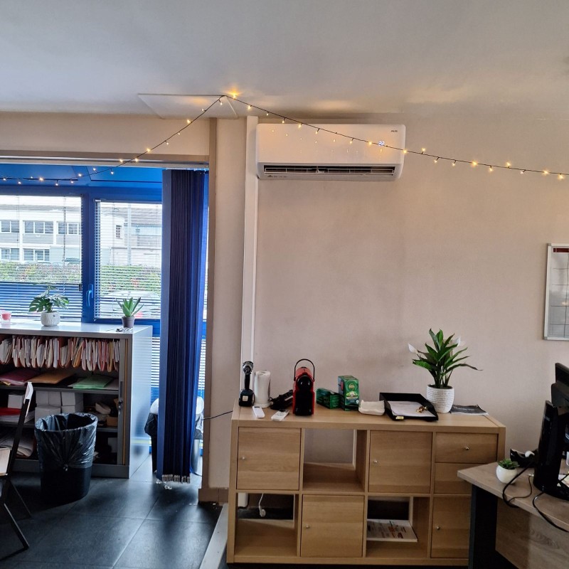 SERVICES PALETTES à Corbas dans le Rhône pour le Remplacement des systèmes de climatisation par des équipements PAC Air/Air réversible de toute dernière génération